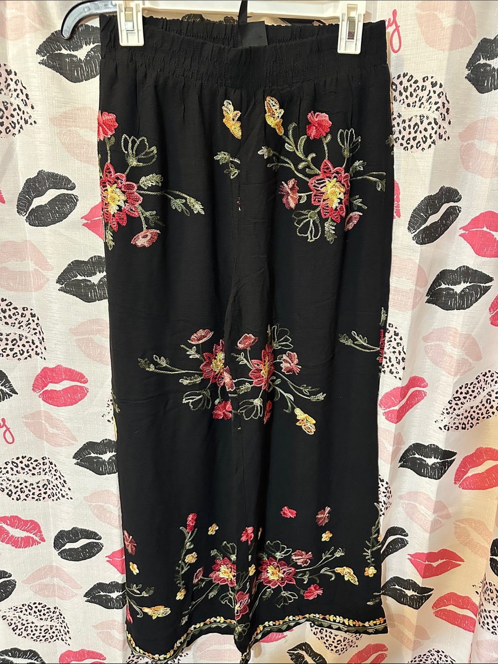 Black Floral Embroidered Maxi Skirt - Elegant Everyday Style